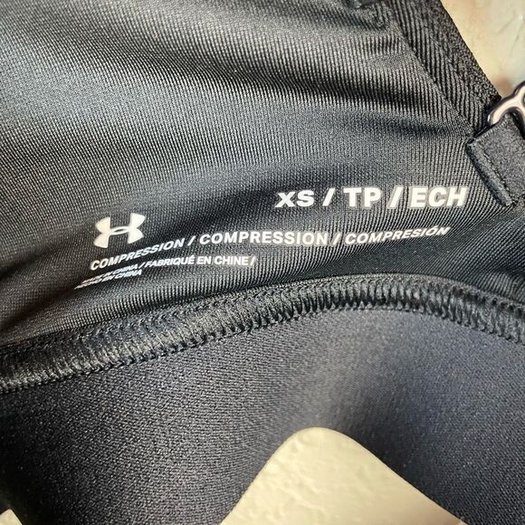 NWT Under Armour Compression Sports Bra Size XS - Picture 5 of 6